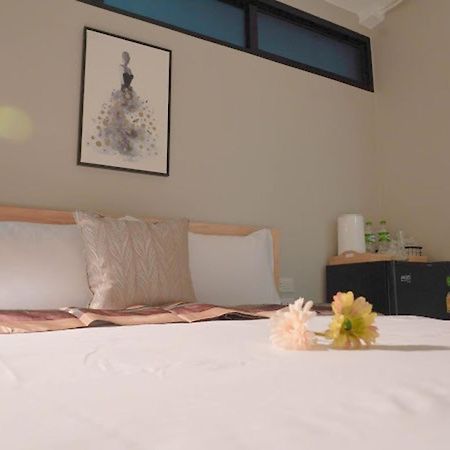 Bnb98 Silom Hotel Bangkok Ngoại thất bức ảnh