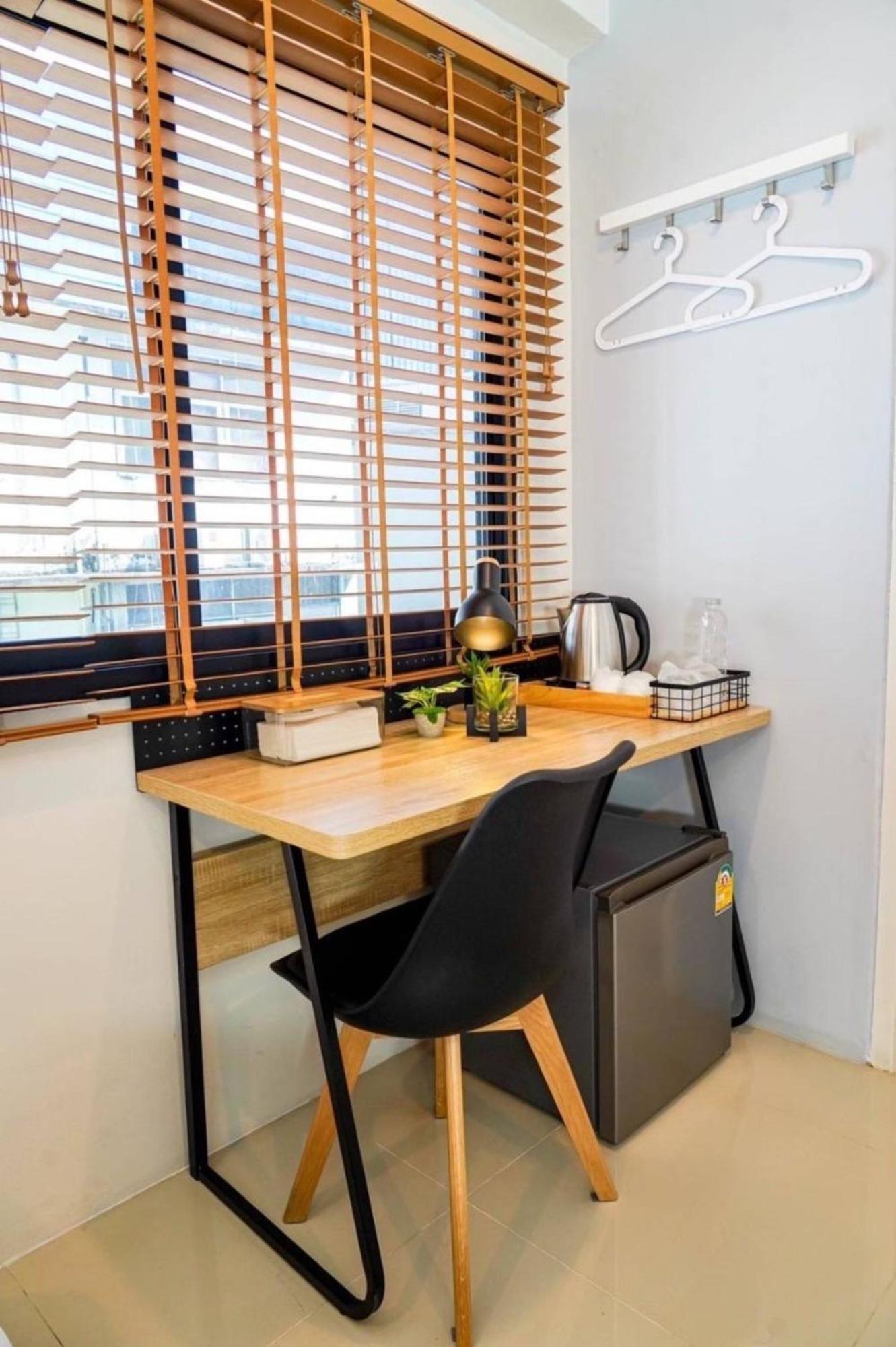 Bnb98 Silom Hotel Bangkok Ngoại thất bức ảnh